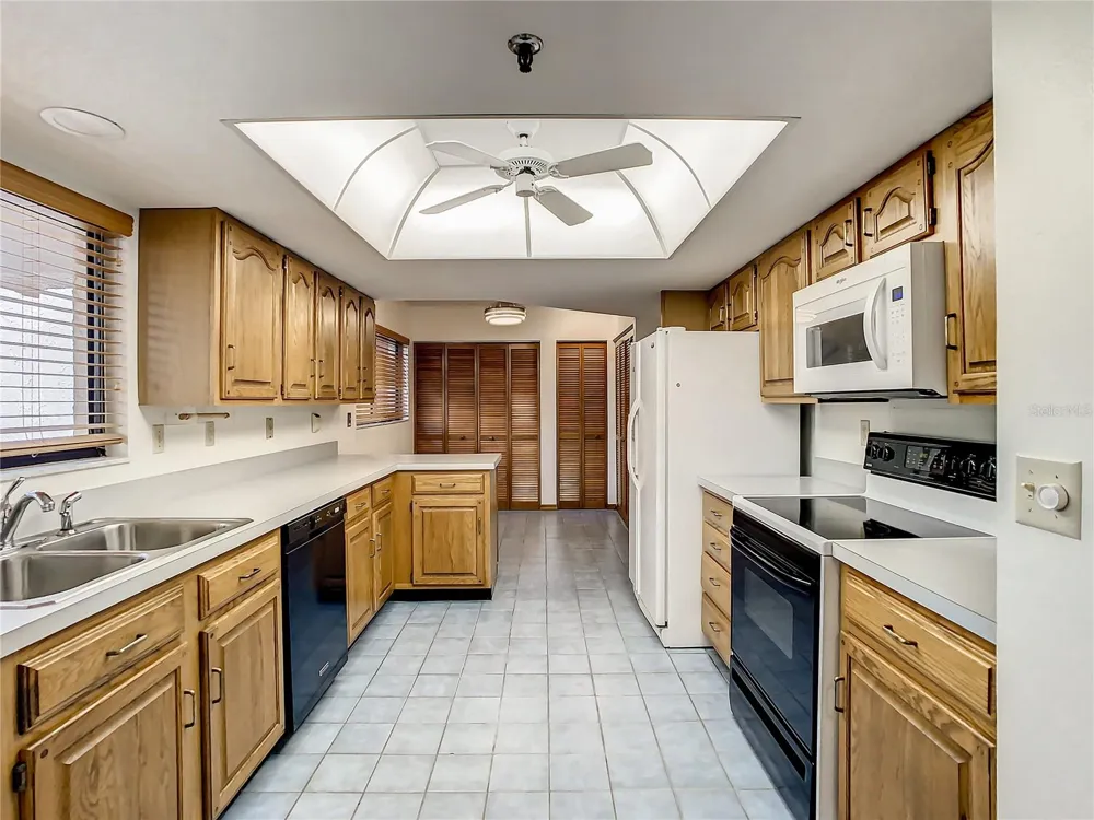 1158 CARMEL CIRCLE #430 Casselberry, FL 32707