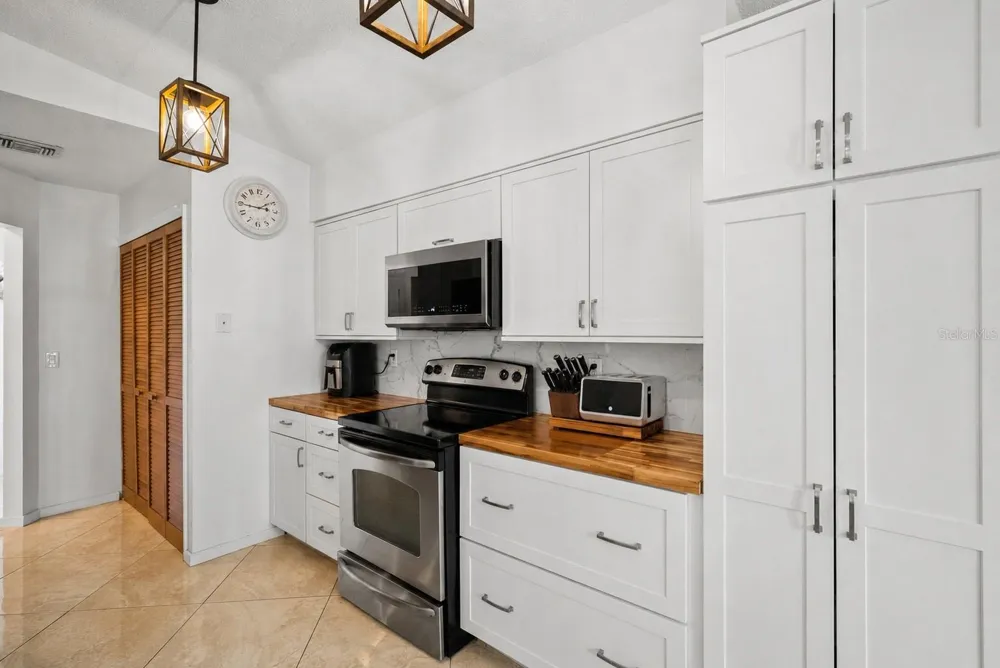 655 NIGHTHAWK CIRCLE Winter Springs, FL 32708