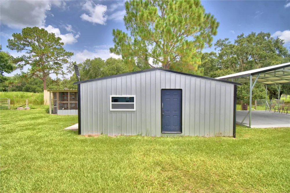 8610 STATE ROAD 33 Lakeland, FL 33809