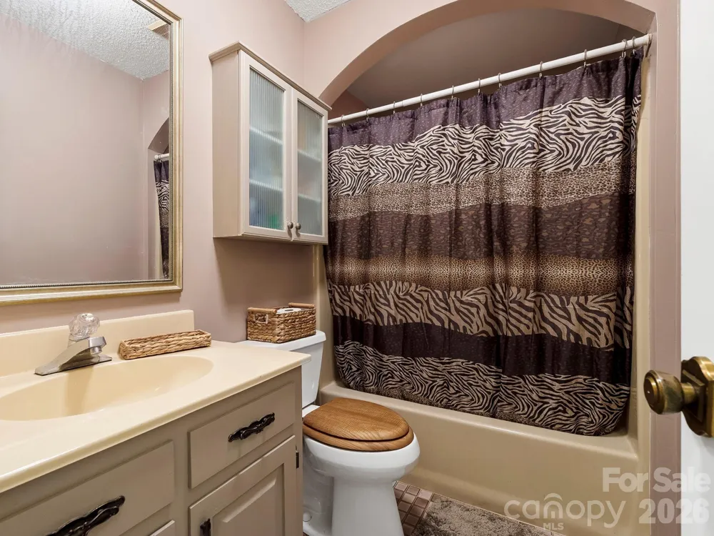 84 Greenwood Acres Drive Mills River, NC 28759