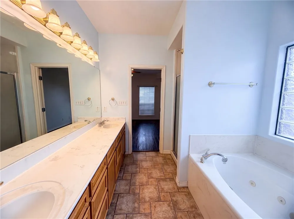 14925 Beal Drive Corpus Christi, TX 78410
