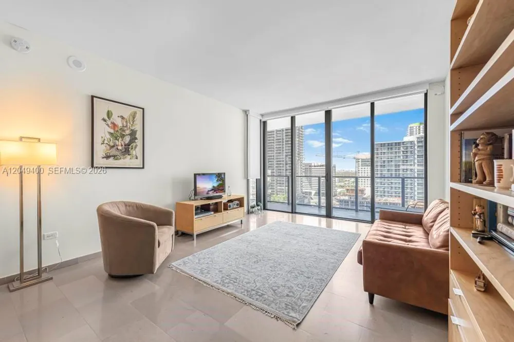 68 SE 6th St #1710 Miami, FL 33131