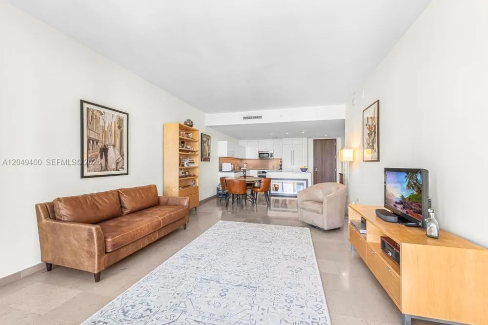 68 SE 6th St #1710 Miami, FL 33131