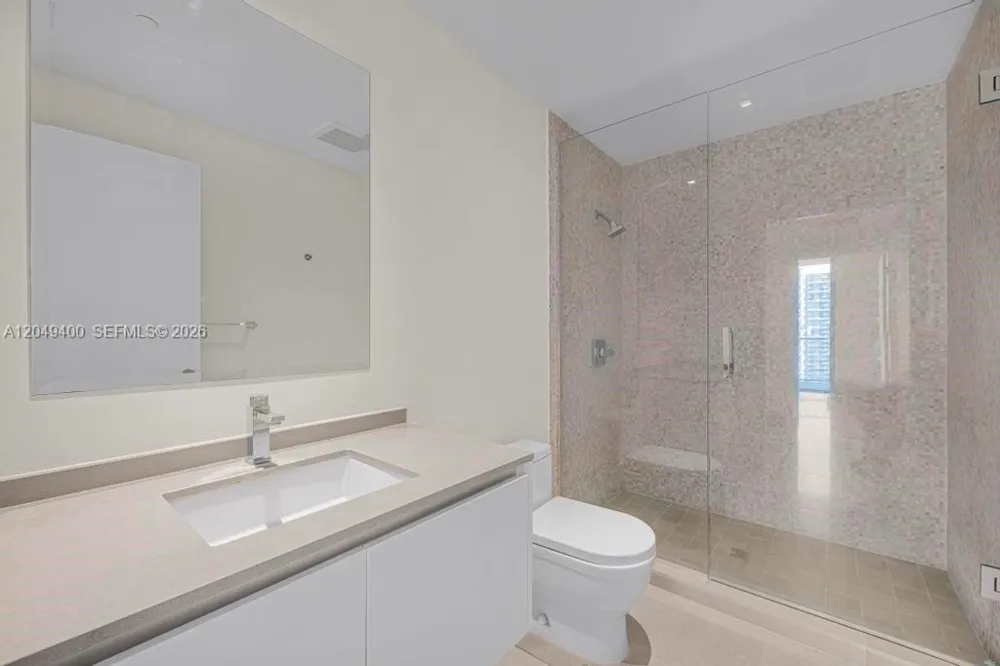 68 SE 6th St #1710 Miami, FL 33131