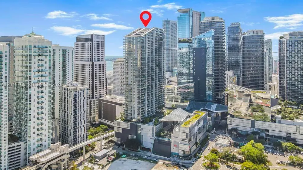 68 SE 6th St #1710 Miami, FL 33131