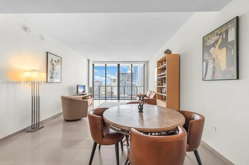 68 SE 6th St #1710 Miami, FL 33131