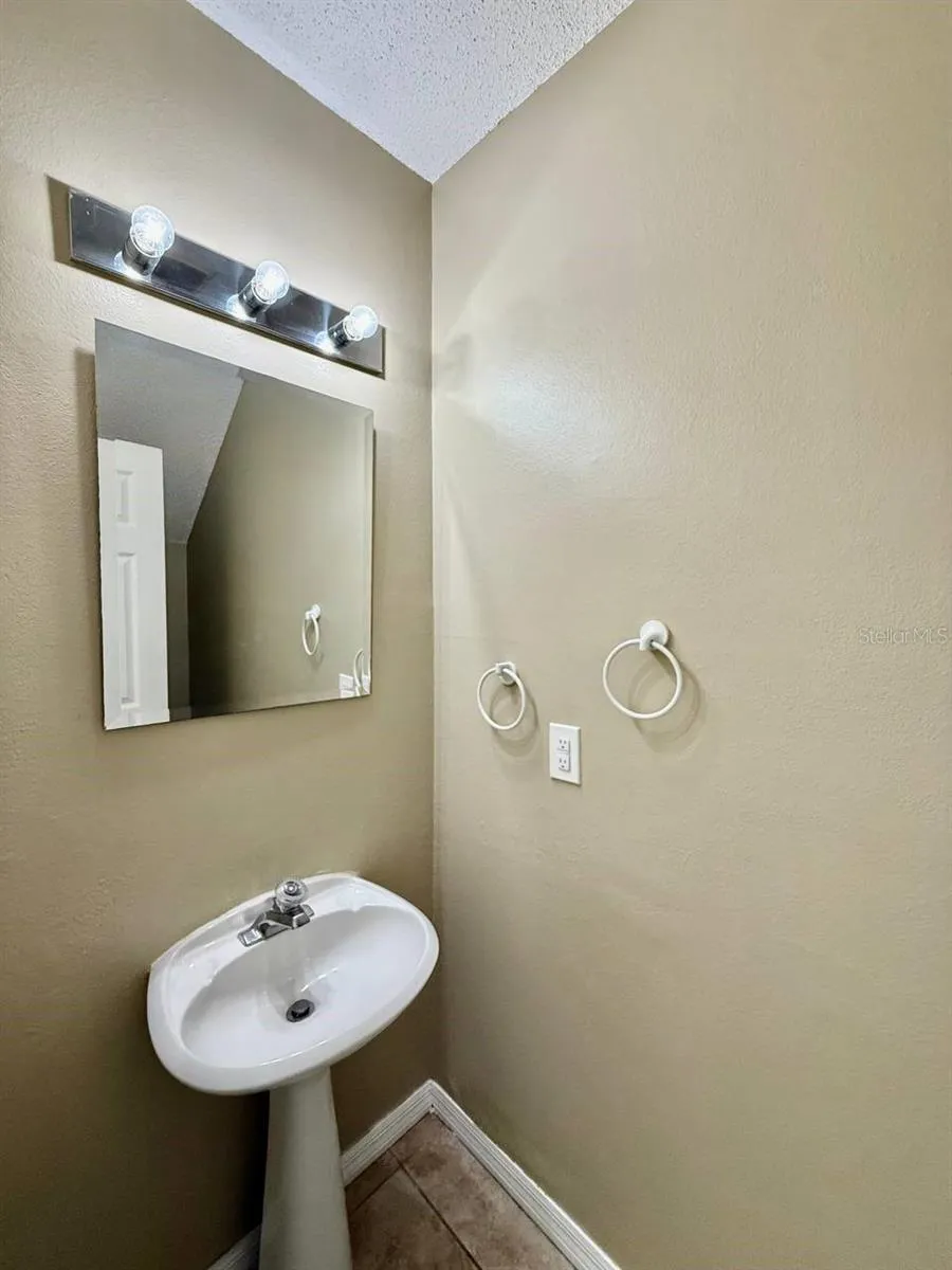 2802 W CLEVELAND STREET #L Tampa, FL 33609