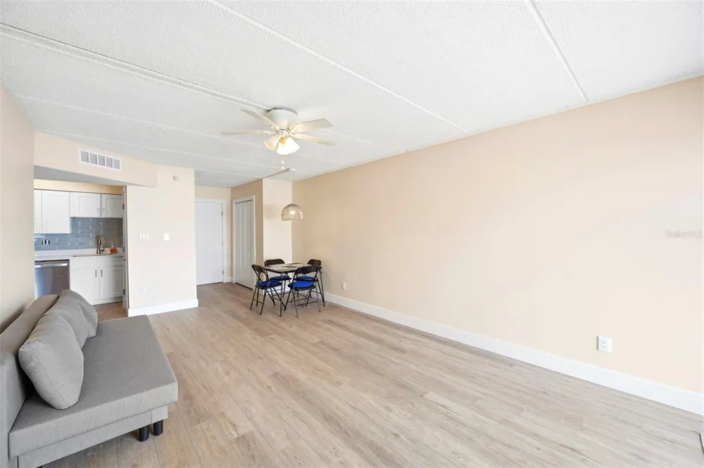 10365 PARADISE BOULEVARD #1 Treasure Island, FL 33706