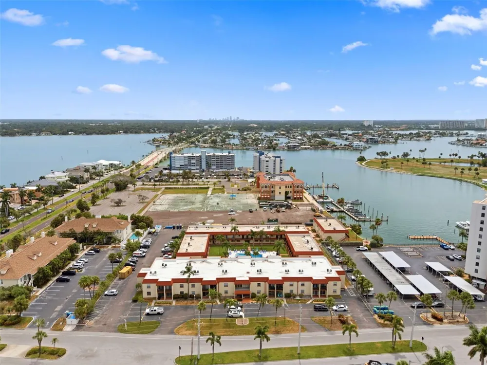 10365 PARADISE BOULEVARD #1 Treasure Island, FL 33706
