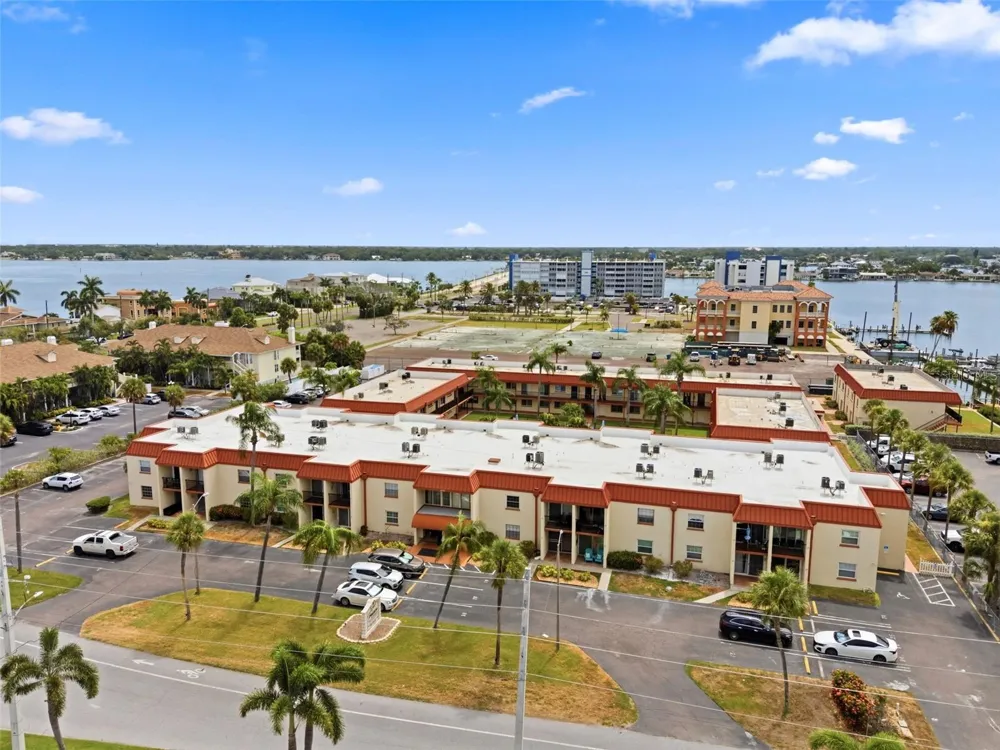 10365 PARADISE BOULEVARD #1 Treasure Island, FL 33706