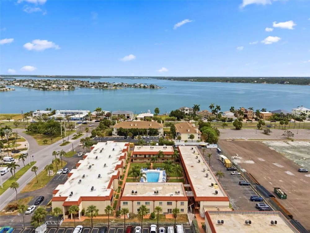 10365 PARADISE BOULEVARD #1 Treasure Island, FL 33706