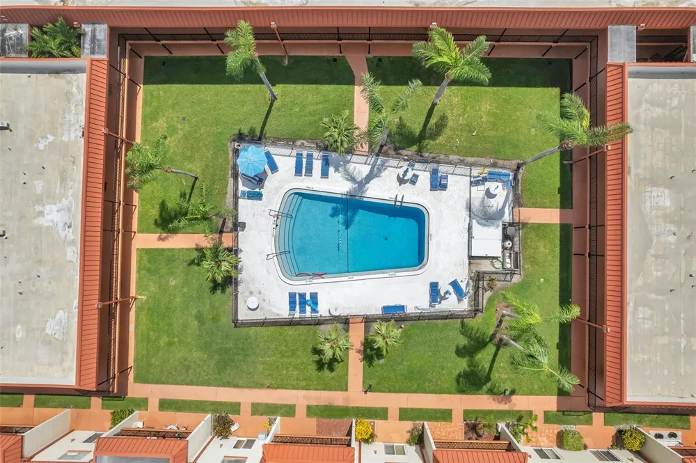 10365 PARADISE BOULEVARD #1 Treasure Island, FL 33706
