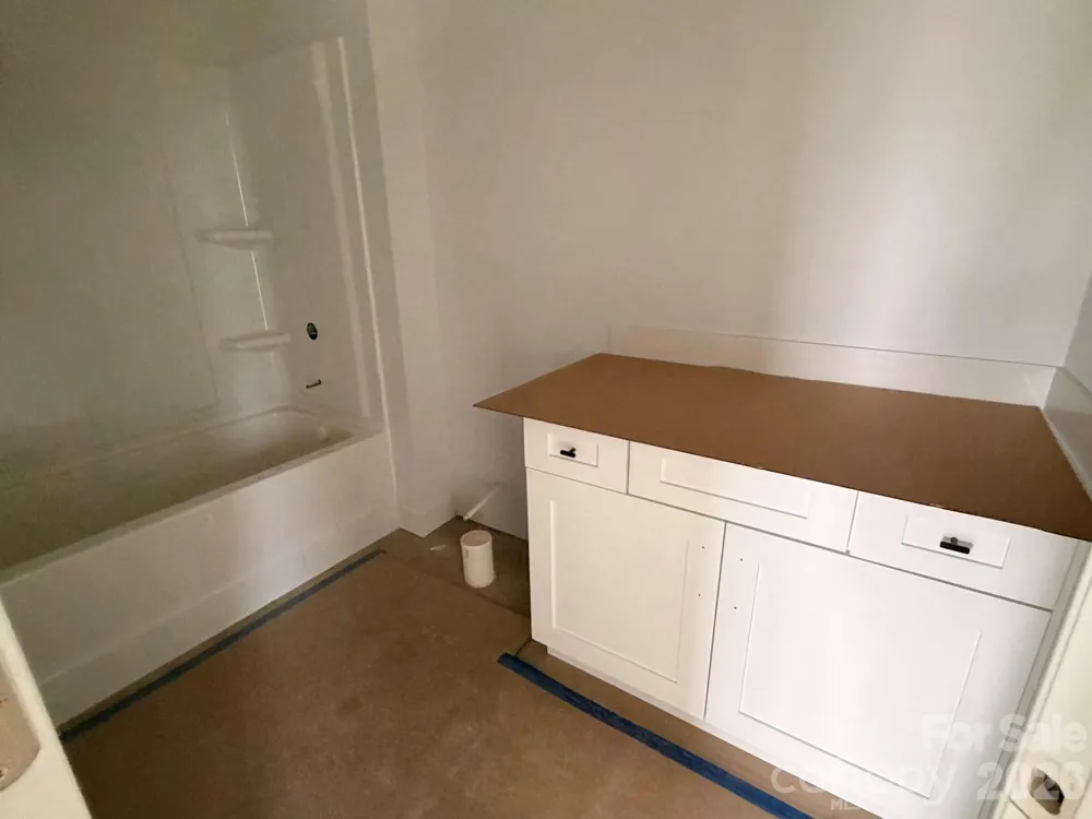 4364 Black Court Harrisburg, NC 28075