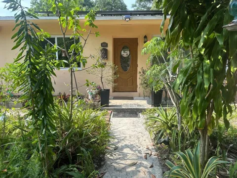 1631 NE 157th Terrace