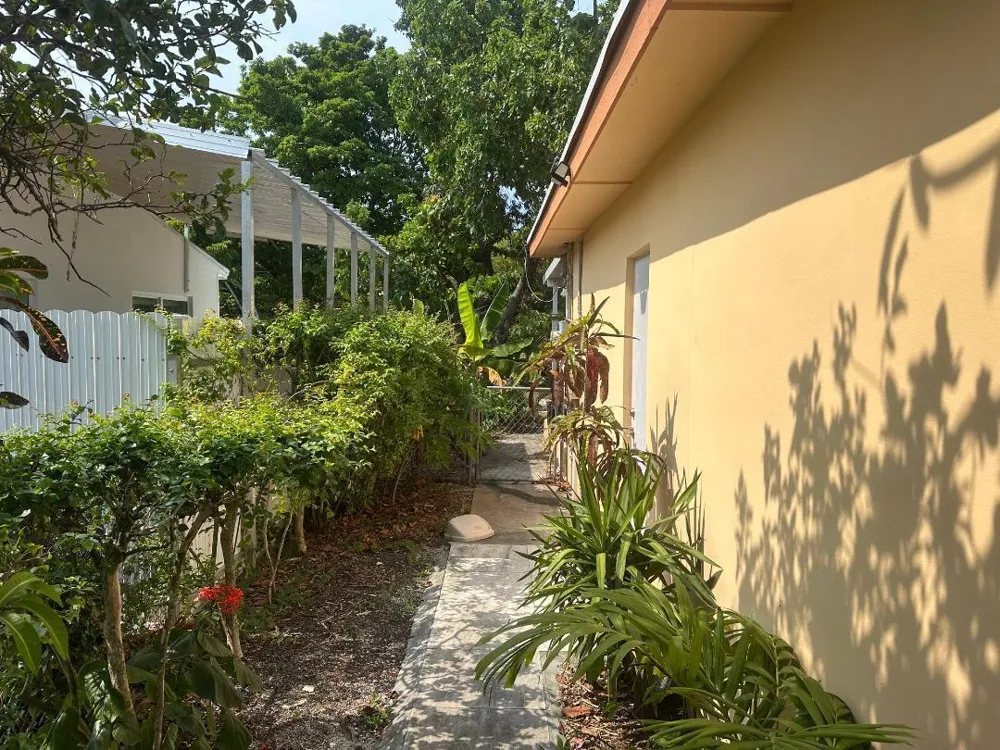 1631 NE 157th Terrace North Miami Beach, FL 33162