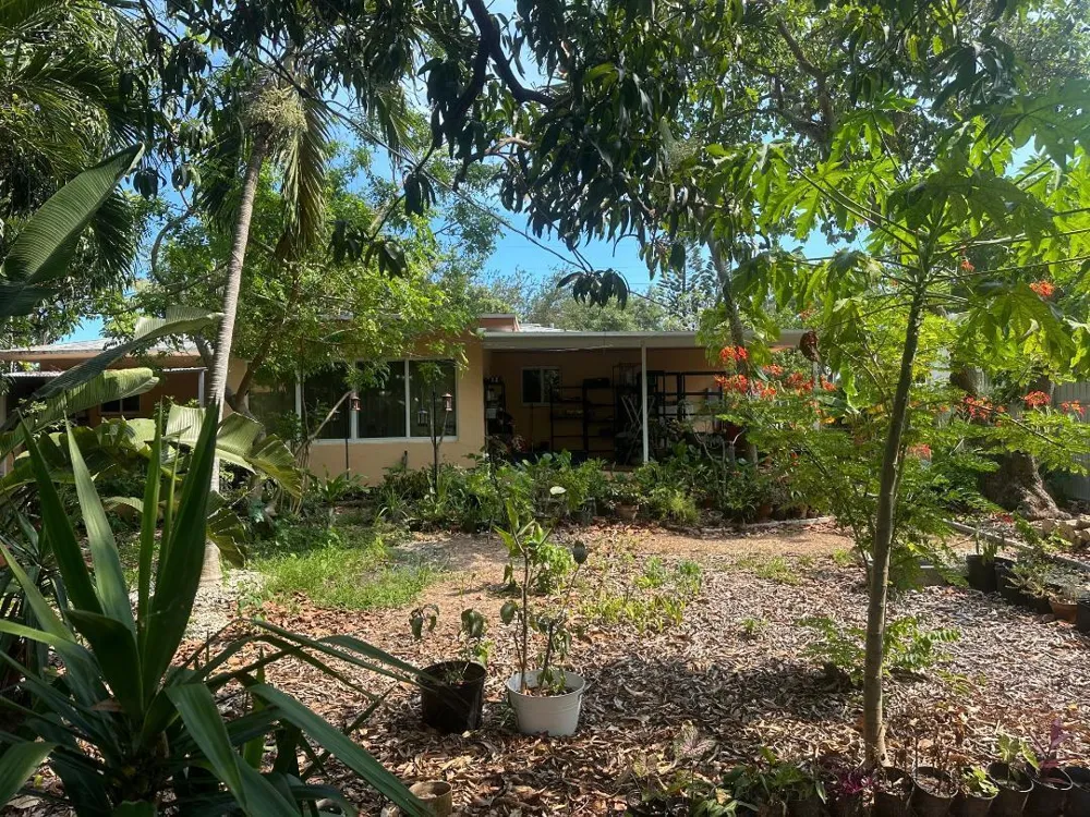 1631 NE 157th Terrace North Miami Beach, FL 33162