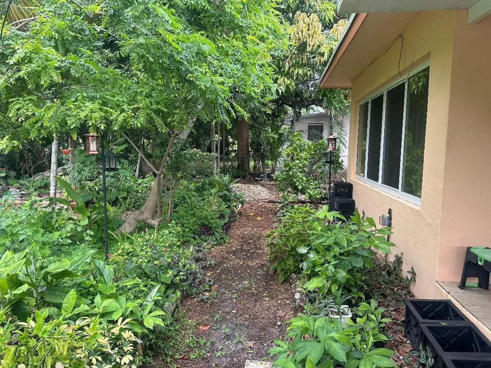 1631 NE 157th Terrace North Miami Beach, FL 33162