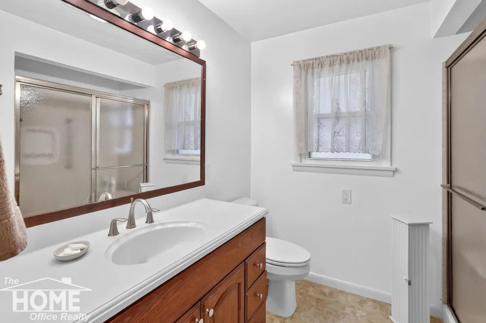 825 State Road Caledonia Charter Township, MI 48867