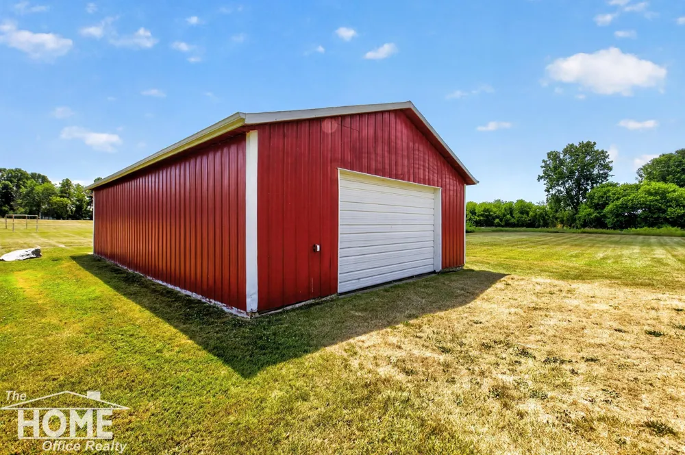 825 State Road Caledonia Charter Township, MI 48867