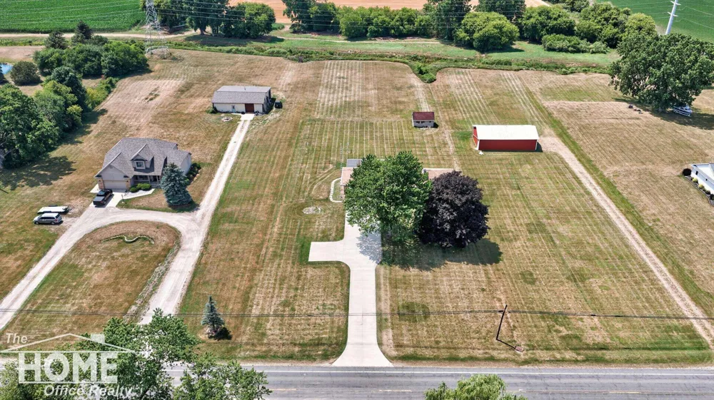 825 State Road Caledonia Charter Township, MI 48867