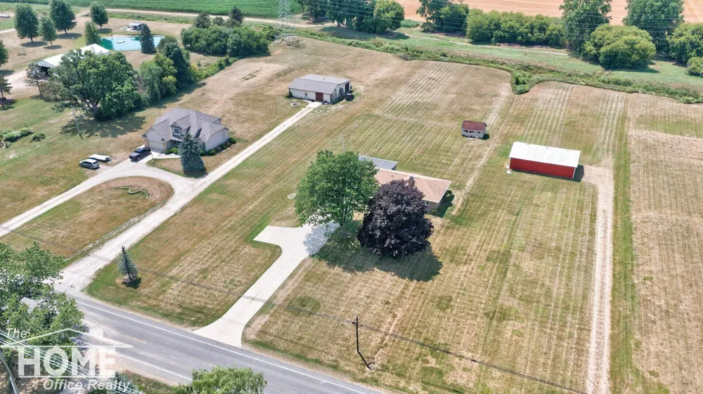 825 State Road Caledonia Charter Township, MI 48867