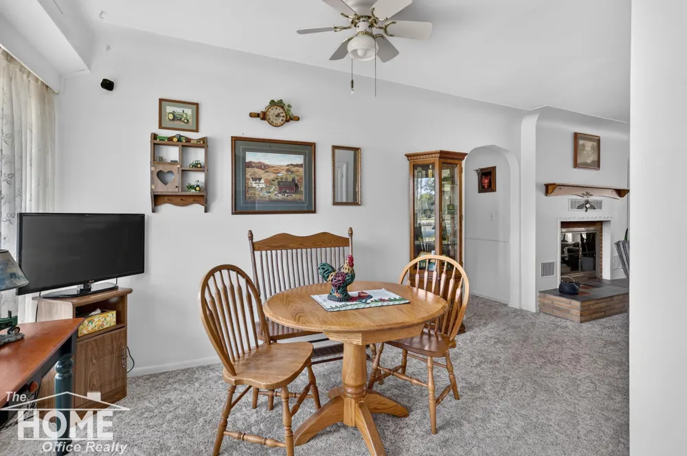 825 State Road Caledonia Charter Township, MI 48867