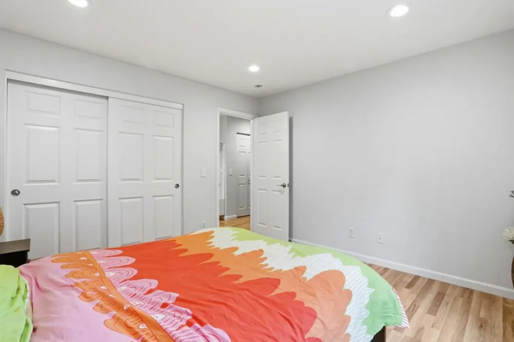 70 Towne Circle Mountain View, CA 94040