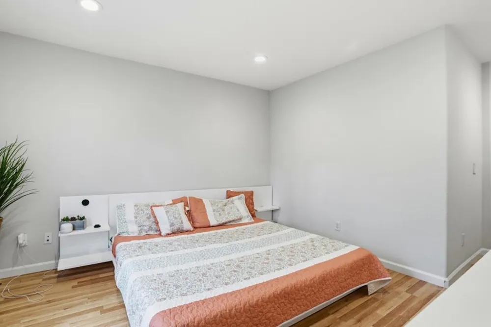 70 Towne Circle Mountain View, CA 94040