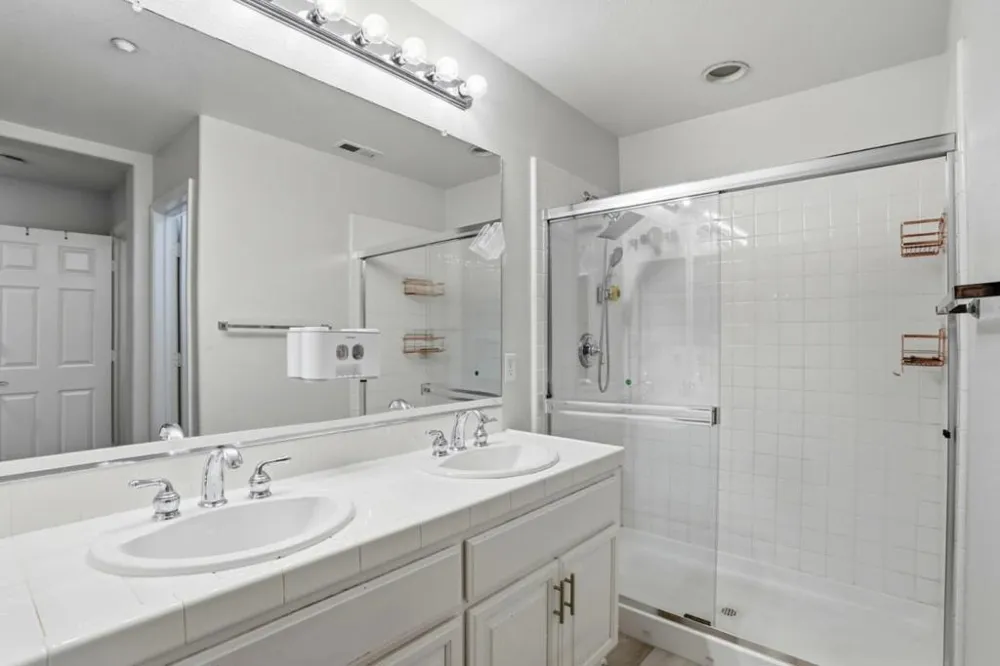 70 Towne Circle Mountain View, CA 94040