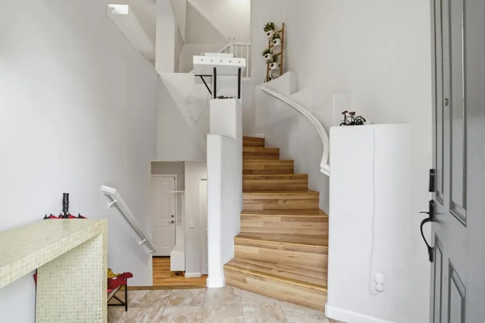 70 Towne Circle Mountain View, CA 94040