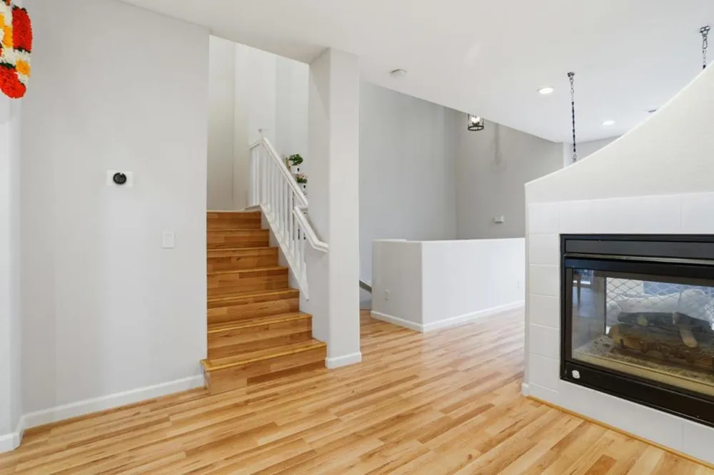 70 Towne Circle Mountain View, CA 94040