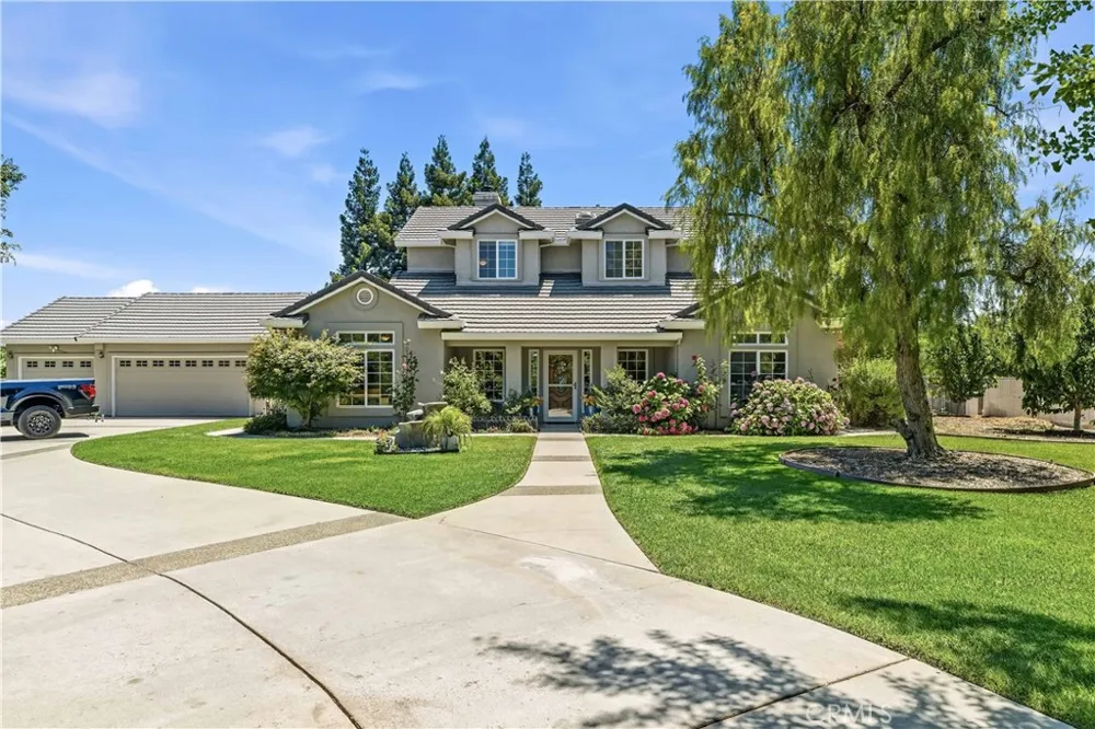 14361 Lombardy Delhi, CA 95315