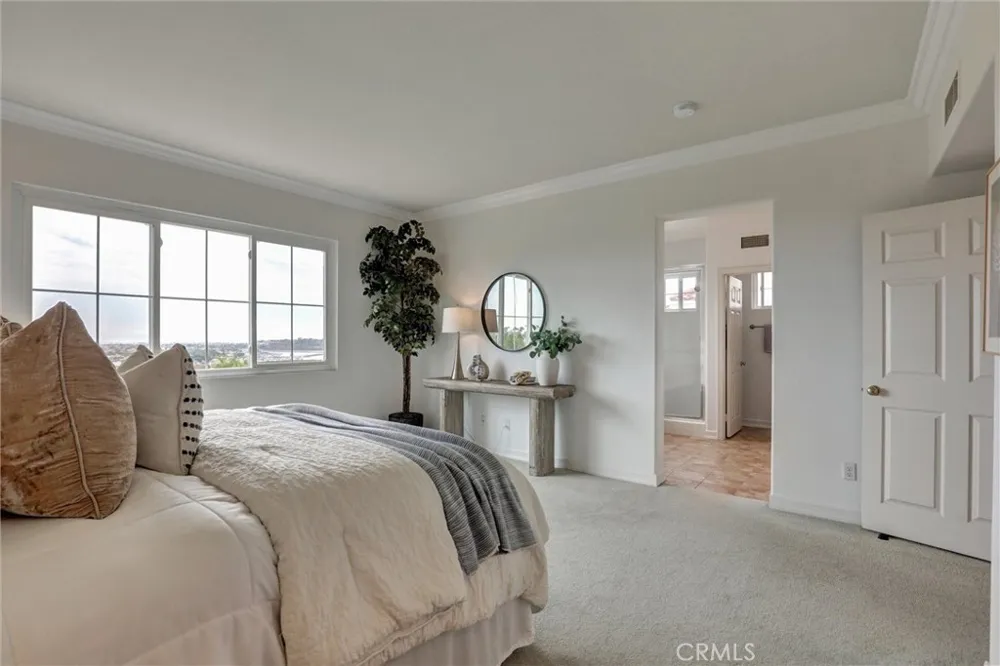 1402 Sea Ridge Drive Newport Beach, CA 92660