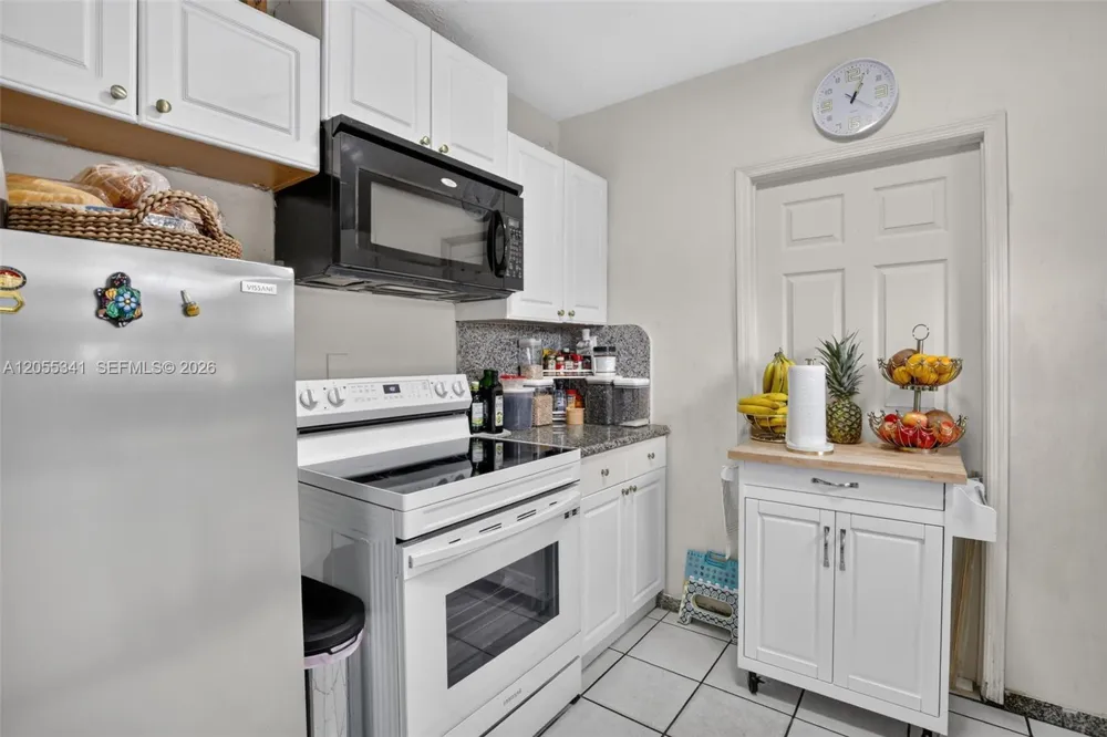 3501 SW 40th Ave West Park, FL 33023