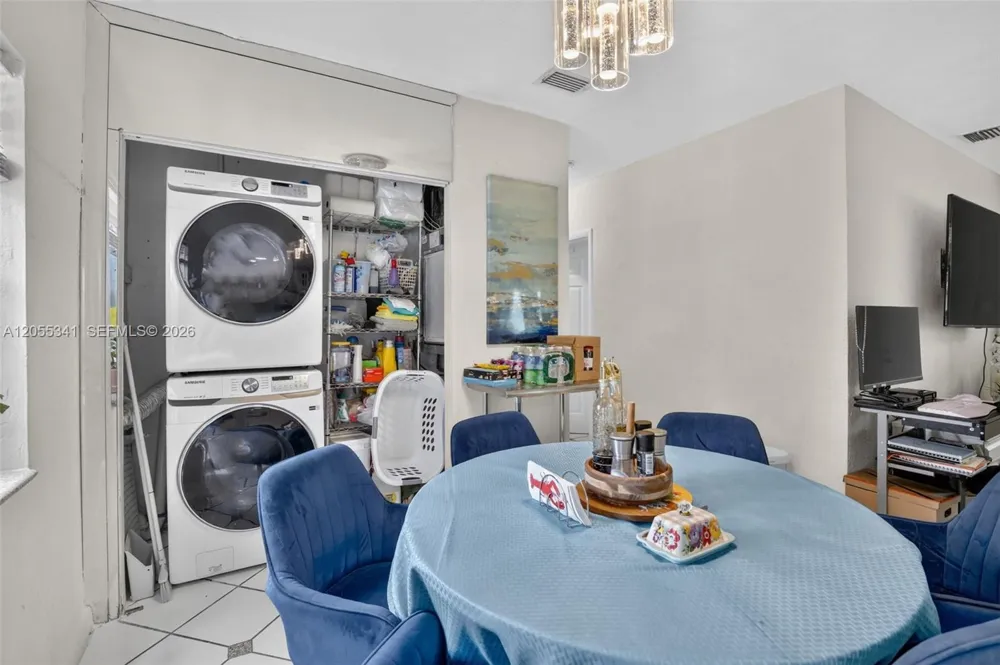 3501 SW 40th Ave West Park, FL 33023