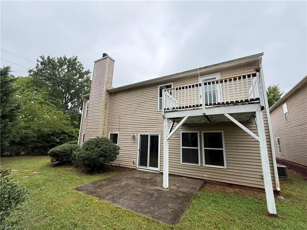 4209 Oak Pointe Drive Winston-Salem, NC 27105