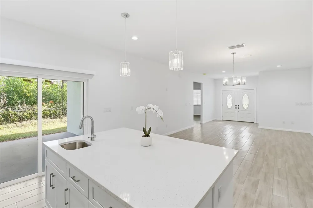 822 POPLAR STREET Inverness, FL 34452