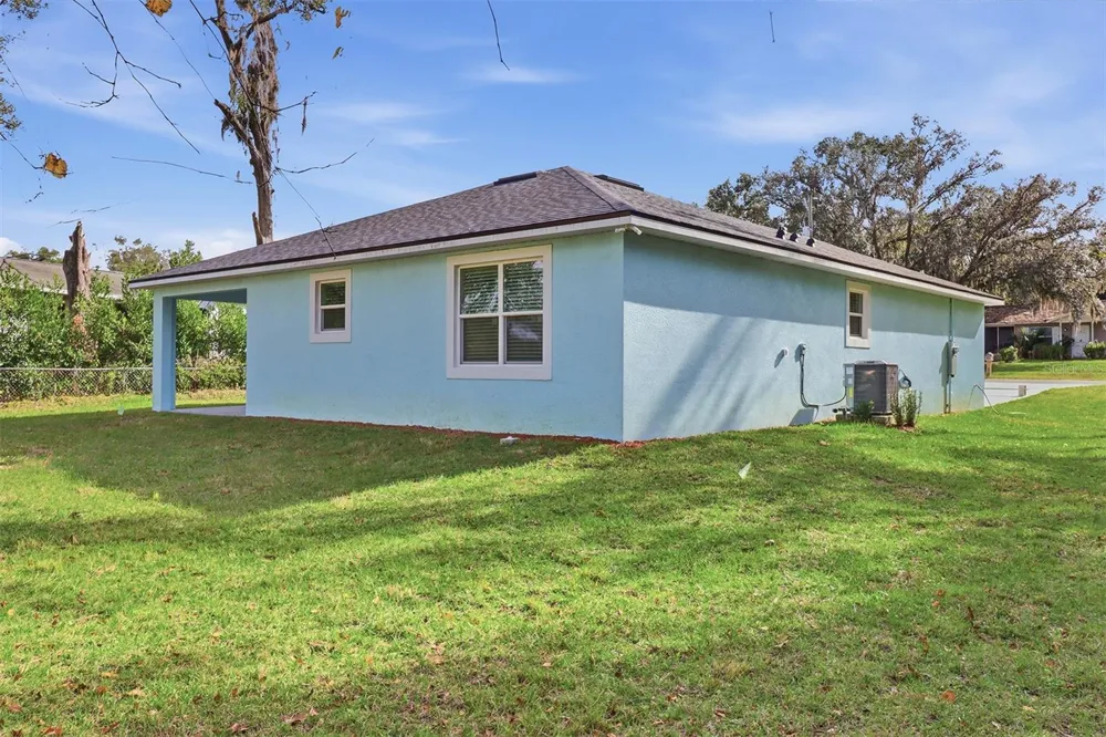 822 POPLAR STREET Inverness, FL 34452