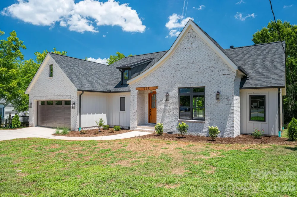 526 Aspen Street Lincolnton, NC 28092