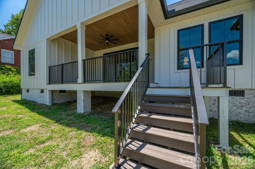 526 Aspen Street Lincolnton, NC 28092
