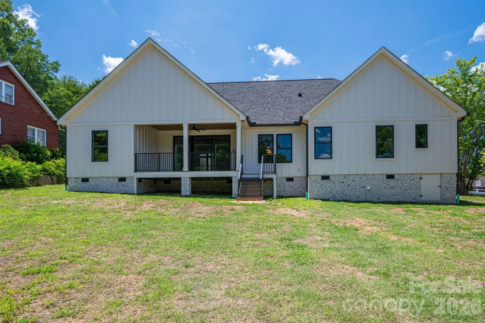 526 Aspen Street Lincolnton, NC 28092