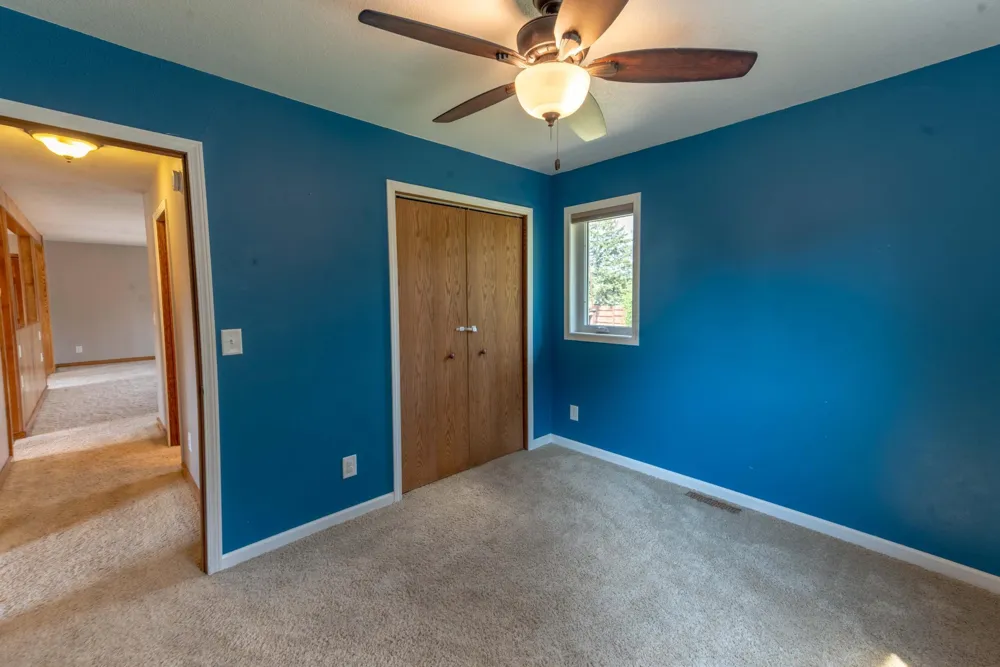 512 Pinetree Drive Perham, MN 56573