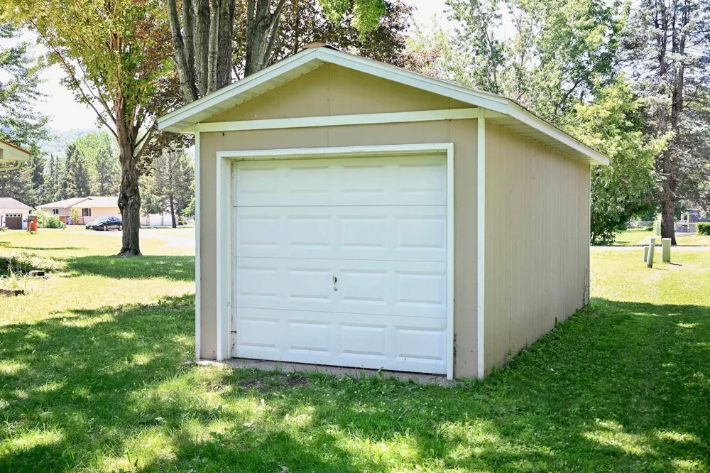 47 Marval Drive Minnesota City, MN 55959