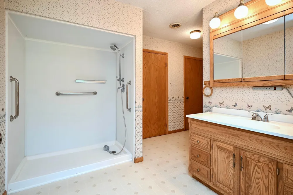 47 Marval Drive Minnesota City, MN 55959