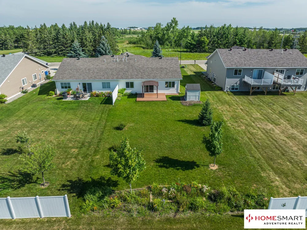 1877 Longview Drive Detroit Lakes, MN 56501