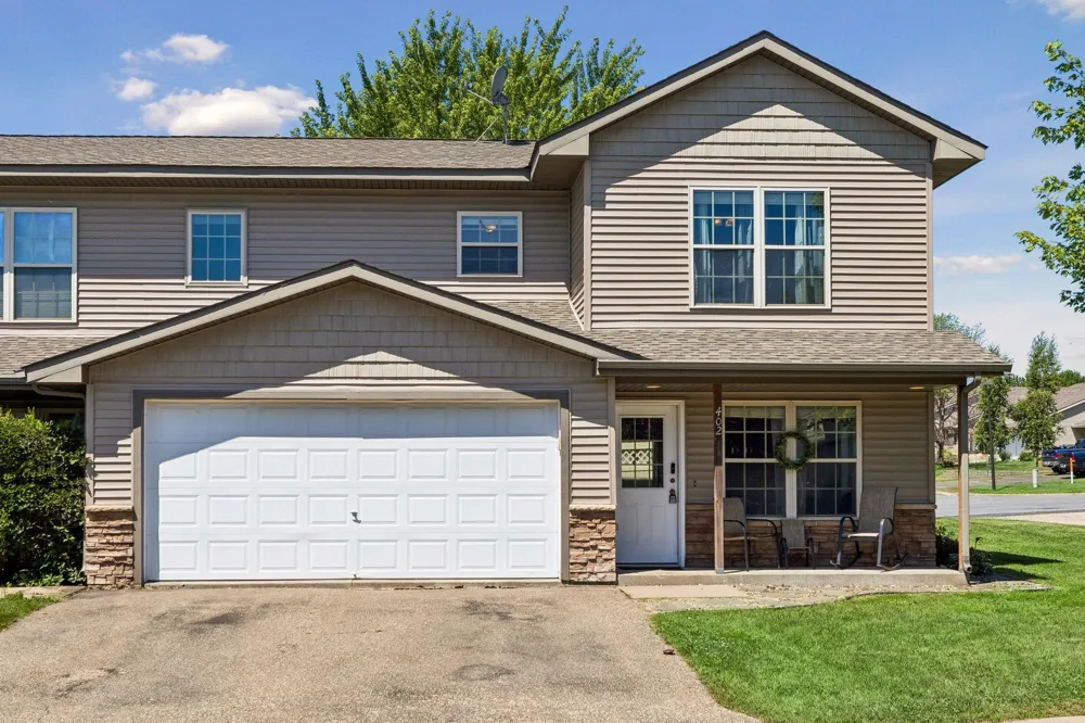 402 Sierra Place Roberts, WI 54023