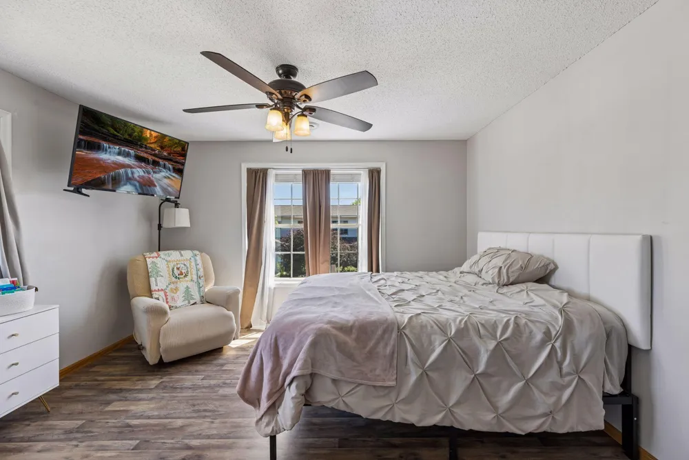 402 Sierra Place Roberts, WI 54023