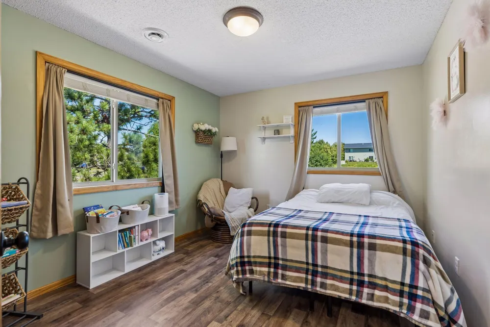 402 Sierra Place Roberts, WI 54023