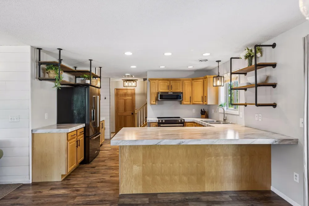 402 Sierra Place Roberts, WI 54023
