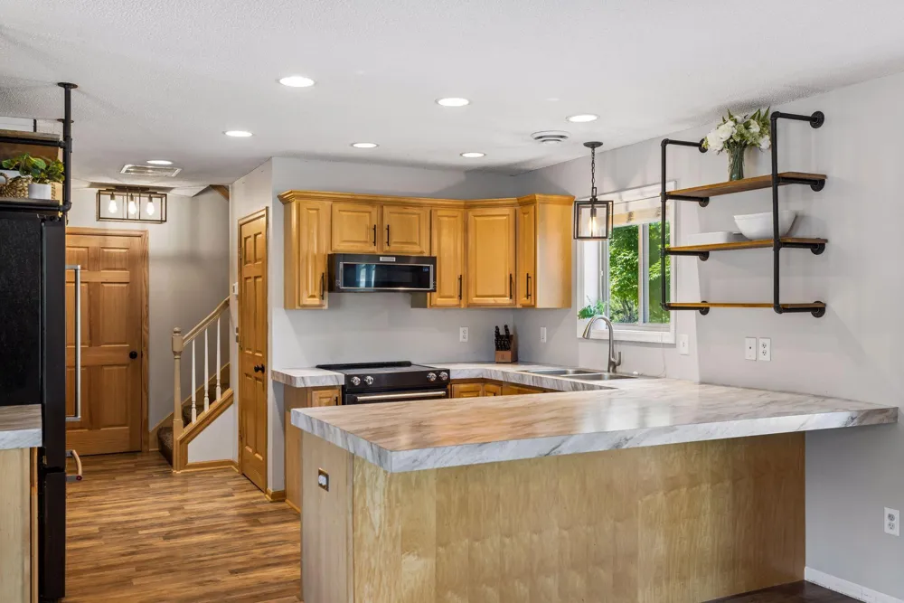 402 Sierra Place Roberts, WI 54023
